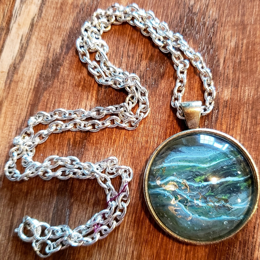 Made by me Fluid art necklace silver plated
